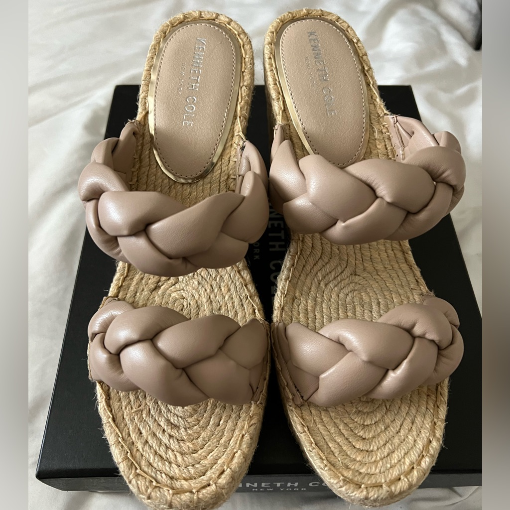 Brand New CreamNude WedgeEspadrille Shoes By Kenneth Cole New York
